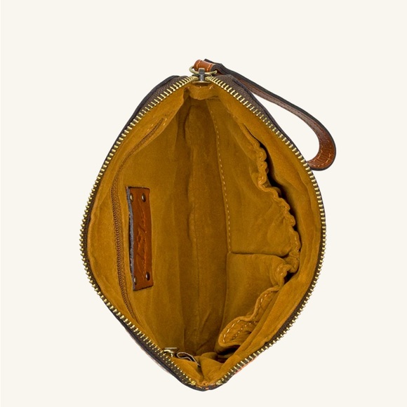 Patricia Nash Cassini Wristlet